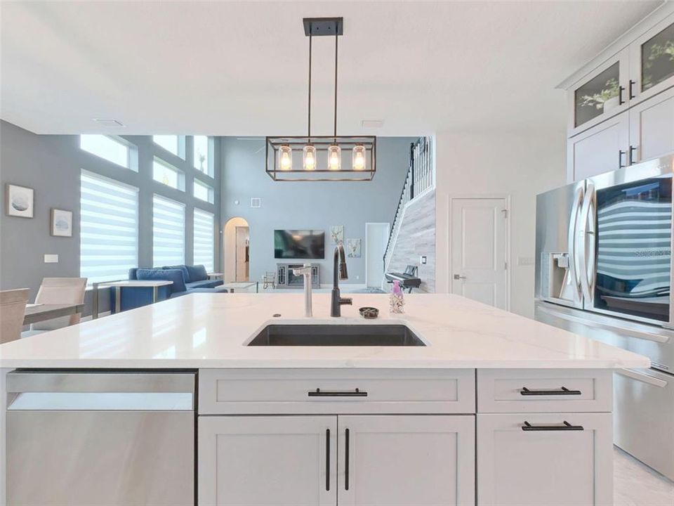 En Venta: $750,000 (4 camas, 3 baños, 3907 Pies cuadrados)