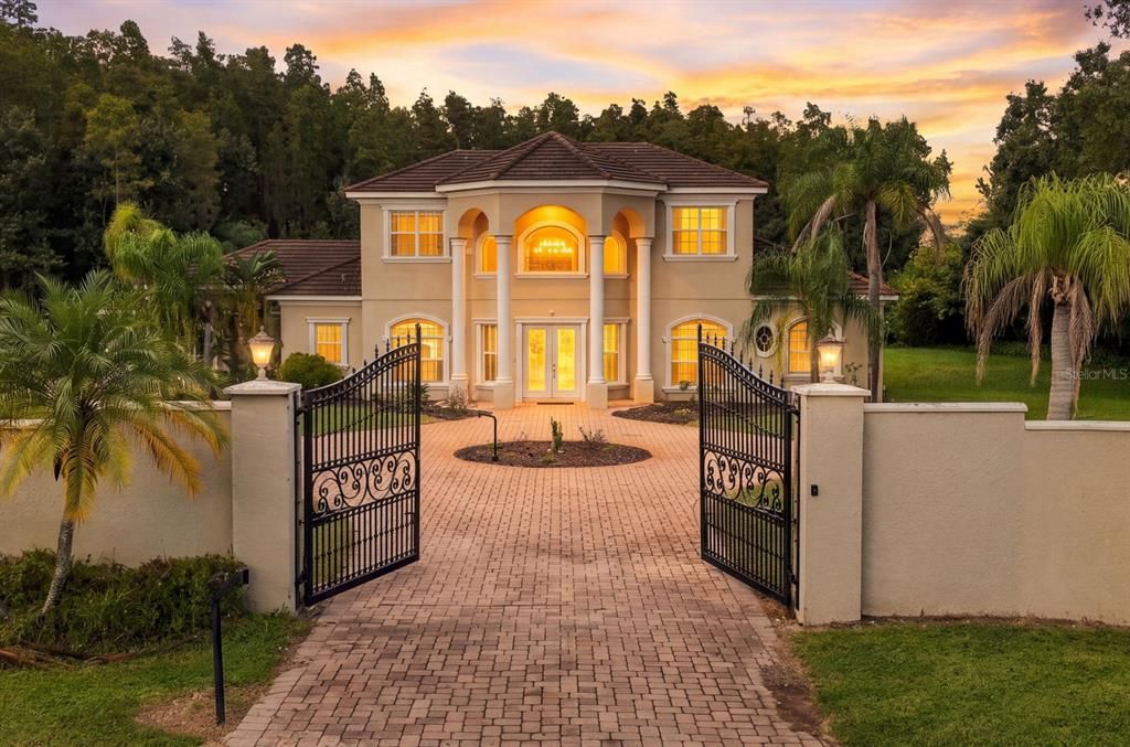 На продажу: $1,850,000 (5 спален, 5 ванн, 3533 Квадратных фут)