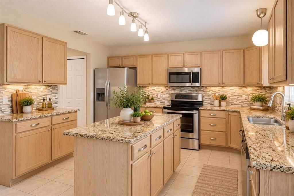 For Sale: $435,000 (4 beds, 3 baths, 3012 Square Feet)