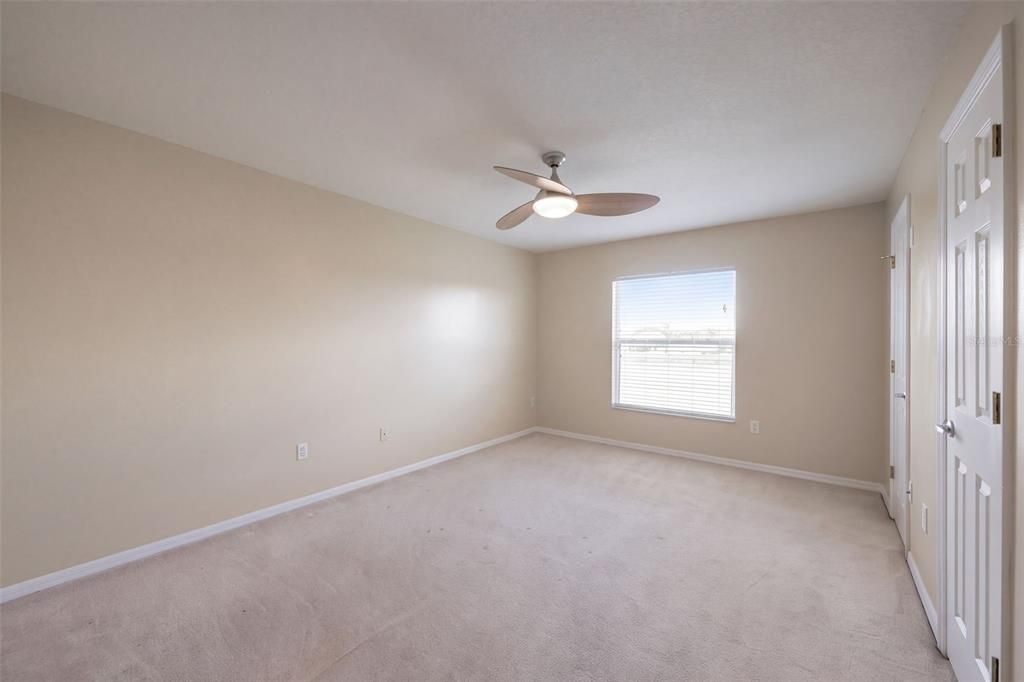 For Sale: $435,000 (4 beds, 3 baths, 3012 Square Feet)