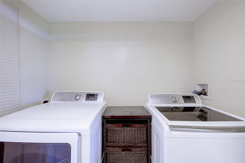 For Sale: $435,000 (4 beds, 3 baths, 3012 Square Feet)