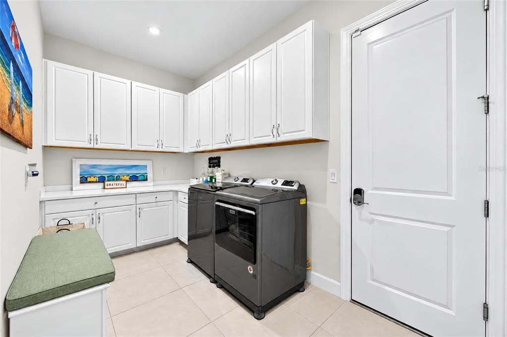 En Venta: $1,650,000 (3 camas, 3 baños, 3025 Pies cuadrados)