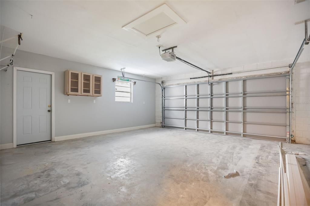 For Rent: $2,600 (3 beds, 2 baths, 1639 Square Feet)