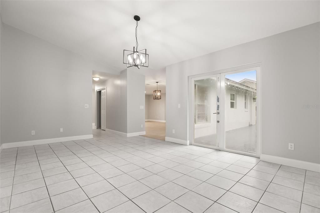 For Rent: $2,600 (3 beds, 2 baths, 1639 Square Feet)