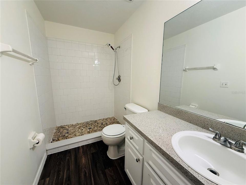 В аренду: $1,800 (3 спален, 2 ванн, 1200 Квадратных фут)