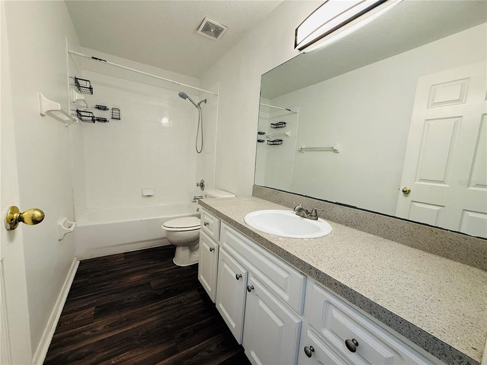 В аренду: $1,800 (3 спален, 2 ванн, 1200 Квадратных фут)