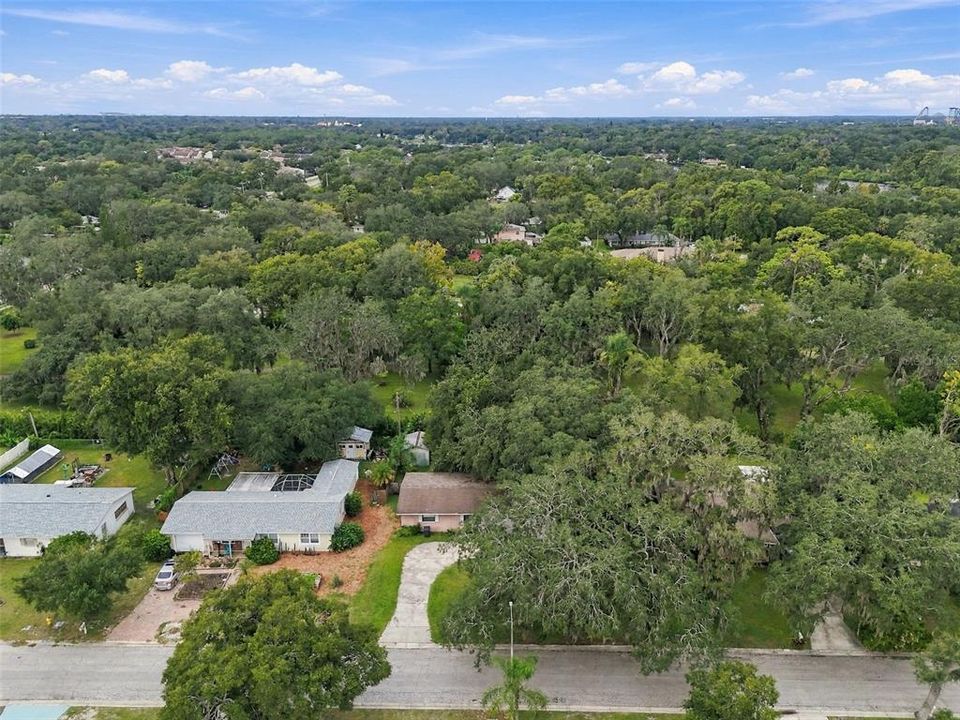 Active With Contract: $299,999 (3 beds, 2 baths, 1701 Square Feet)