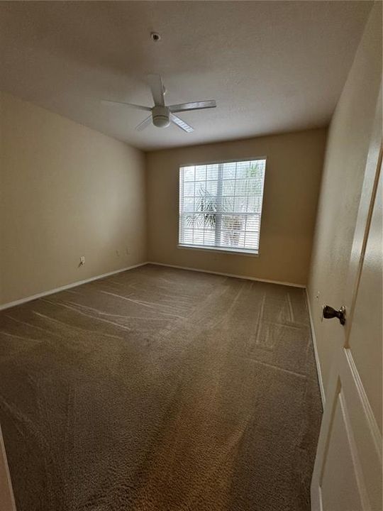 For Rent: $1,450 (1 beds, 1 baths, 890 Square Feet)