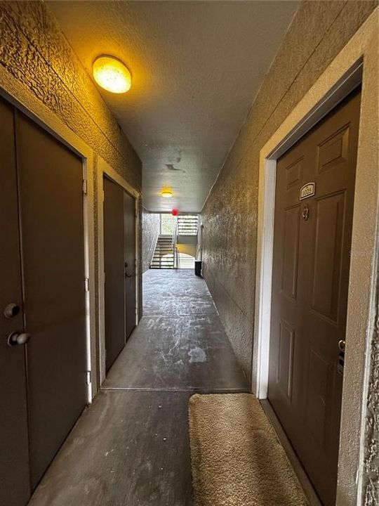 For Rent: $1,450 (1 beds, 1 baths, 890 Square Feet)