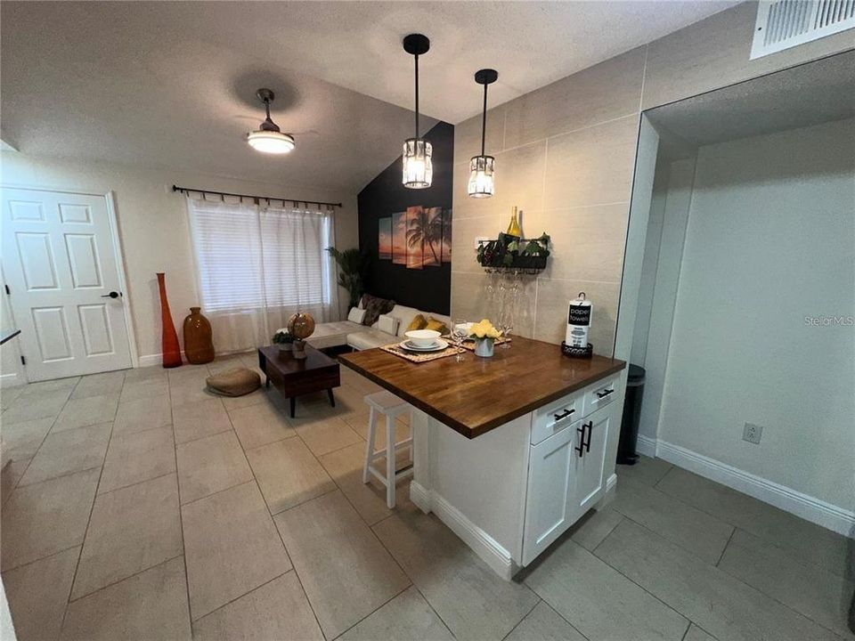 В аренду: $1,300 (1 спален, 1 ванн, 530 Квадратных фут)