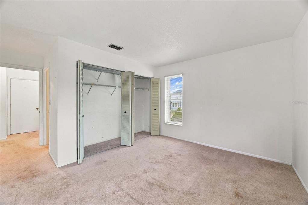 For Sale: $184,900 (2 beds, 2 baths, 1410 Square Feet)