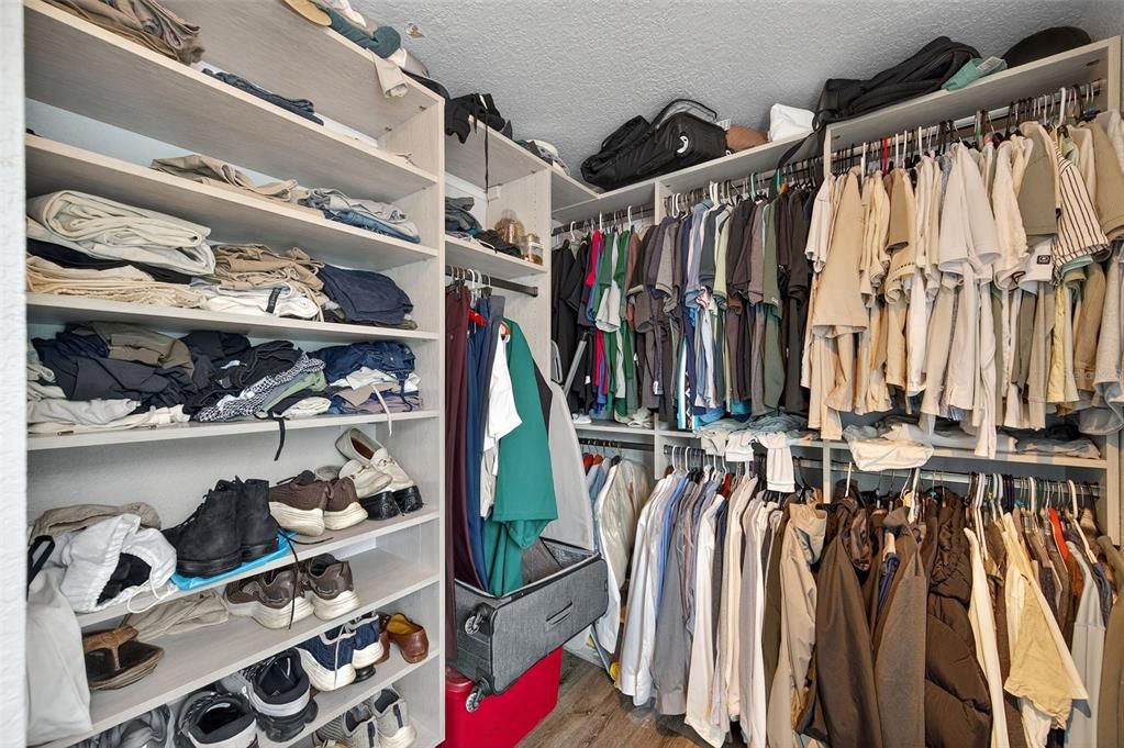 В аренду: $2,200 (1 спален, 1 ванн, 823 Квадратных фут)