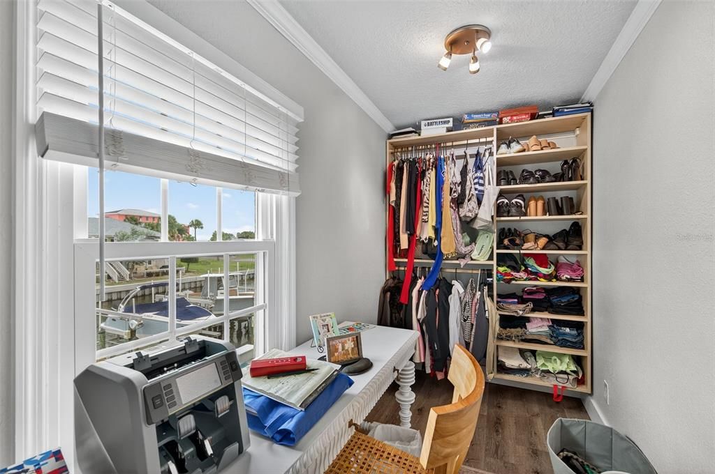 В аренду: $2,200 (1 спален, 1 ванн, 823 Квадратных фут)