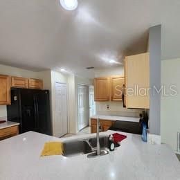 For Rent: $2,600 (4 beds, 2 baths, 1803 Square Feet)