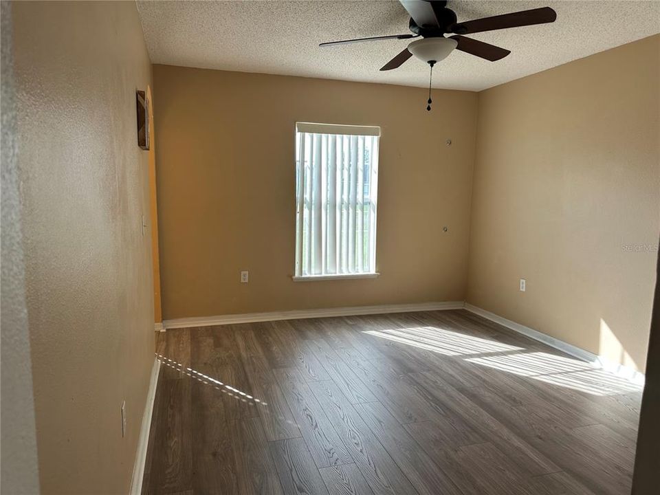 В аренду: $2,400 (4 спален, 2 ванн, 2320 Квадратных фут)