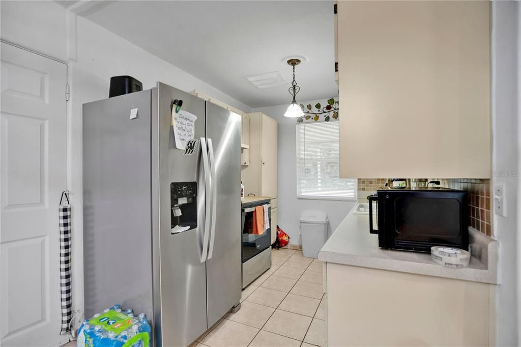 En Venta: $300,000 (3 camas, 1 baños, 1408 Pies cuadrados)