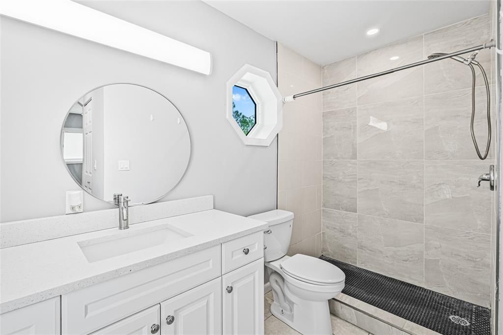 En Venta: $440,000 (3 camas, 2 baños, 1126 Pies cuadrados)