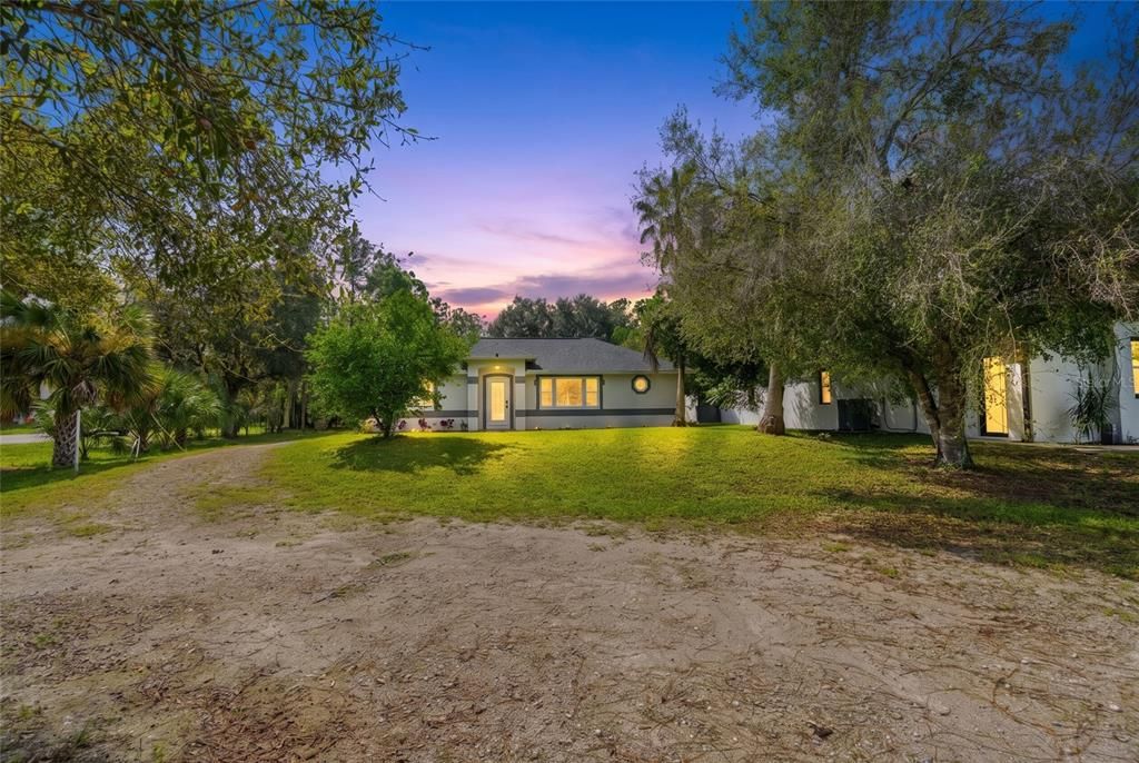 En Venta: $440,000 (3 camas, 2 baños, 1126 Pies cuadrados)
