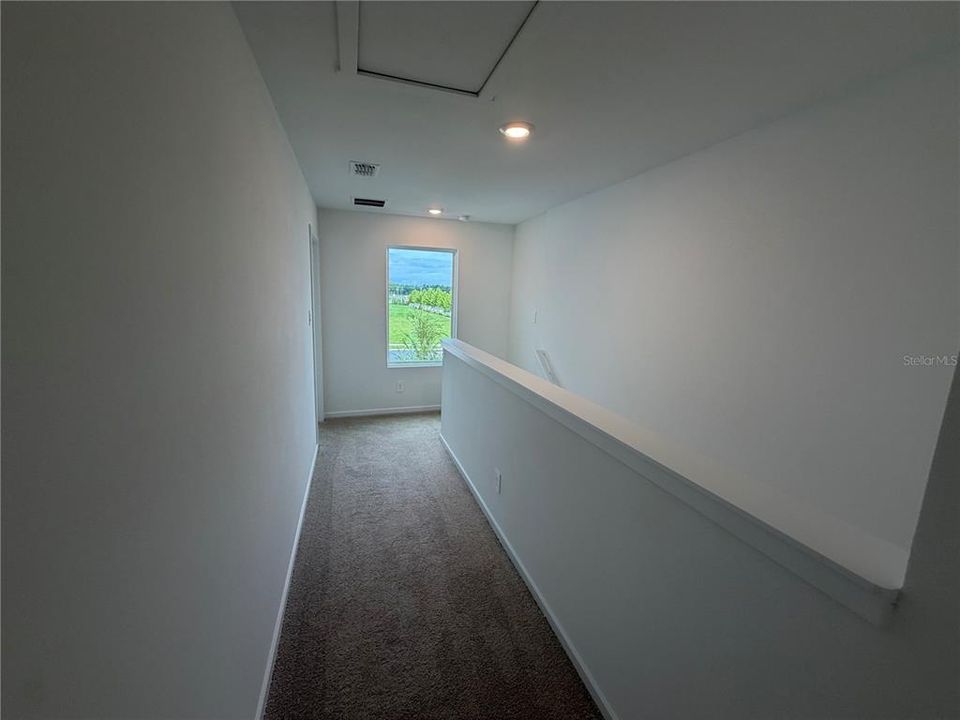 For Rent: $2,050 (3 beds, 2 baths, 1423 Square Feet)
