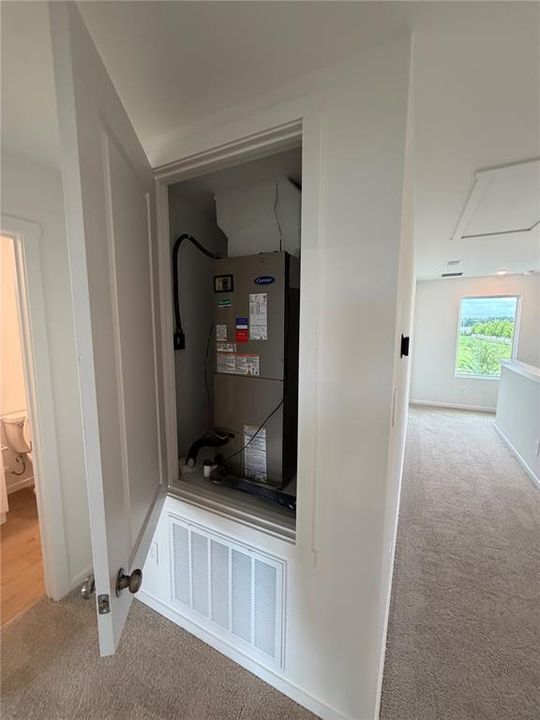 For Rent: $2,050 (3 beds, 2 baths, 1423 Square Feet)