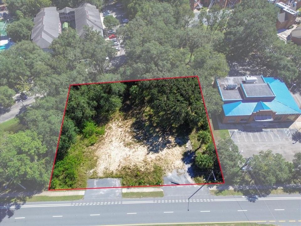 For Sale: $1,200,000 (0.66 acres)