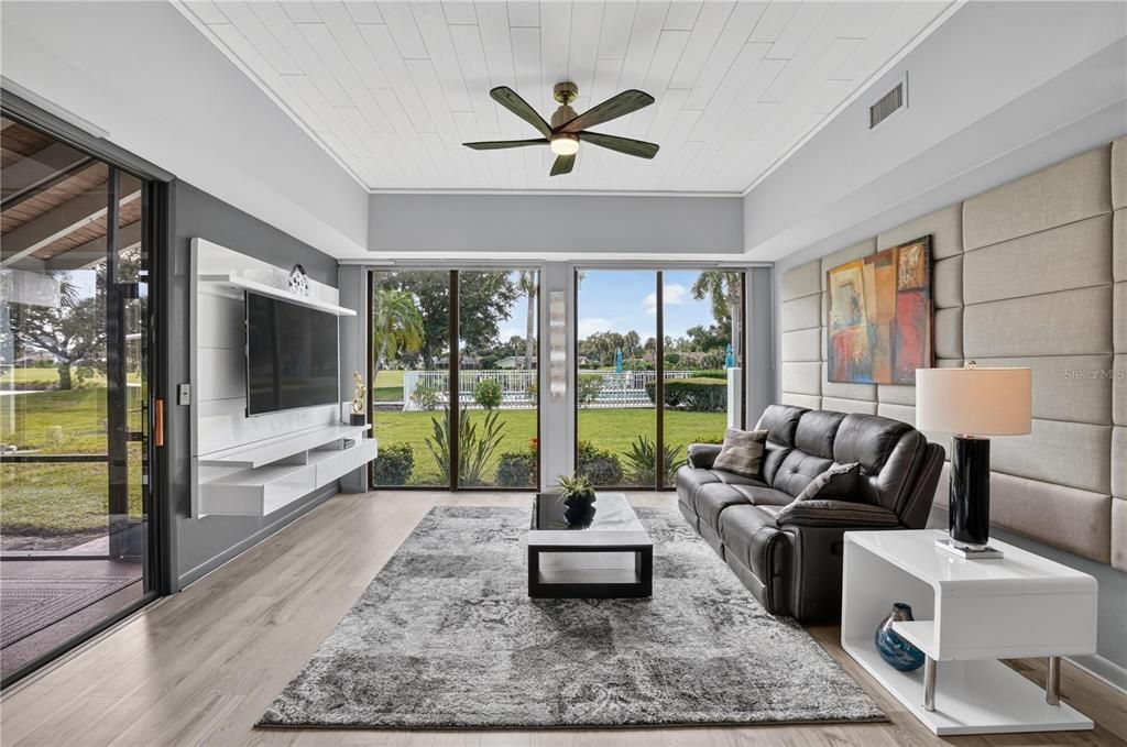 For Sale: $240,000 (2 beds, 2 baths, 1230 Square Feet)