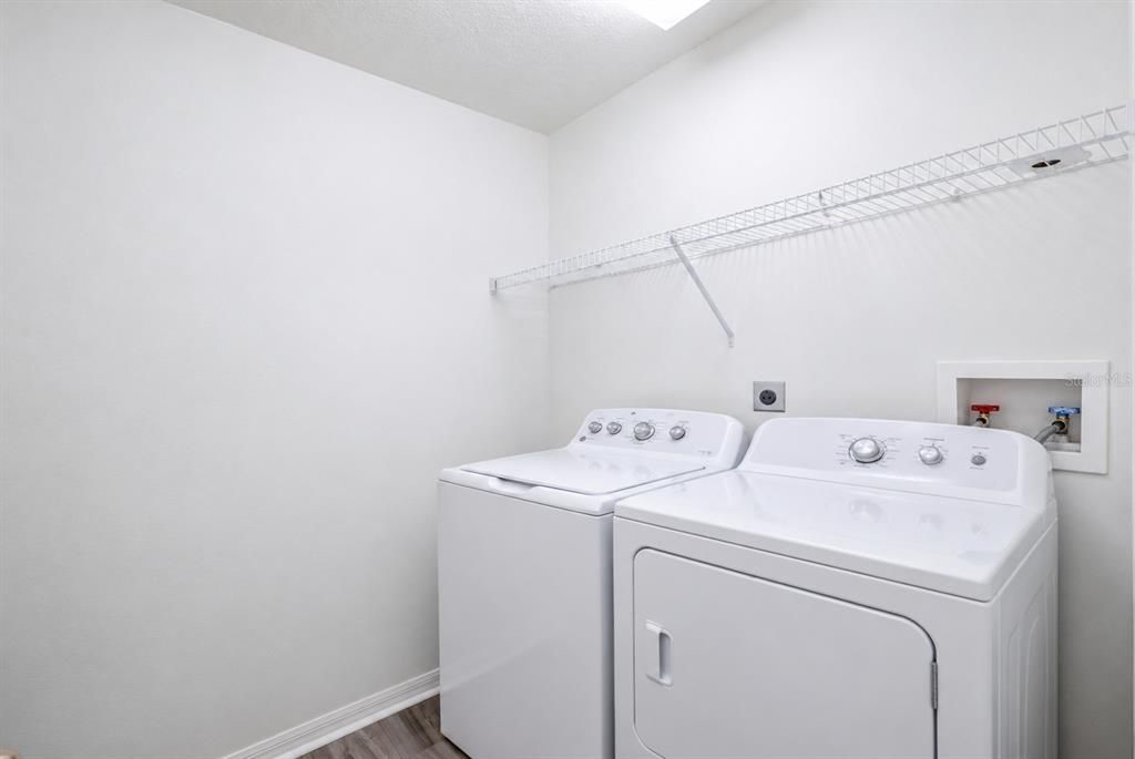En Venta: $344,900 (3 camas, 2 baños, 1902 Pies cuadrados)
