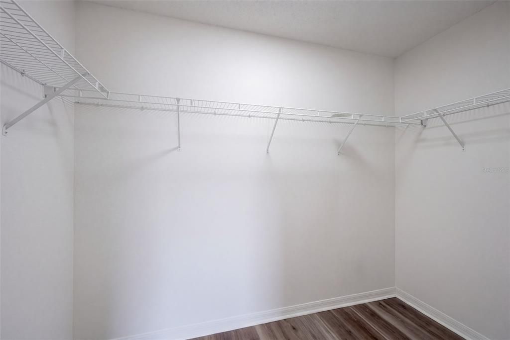 En Venta: $344,900 (3 camas, 2 baños, 1902 Pies cuadrados)