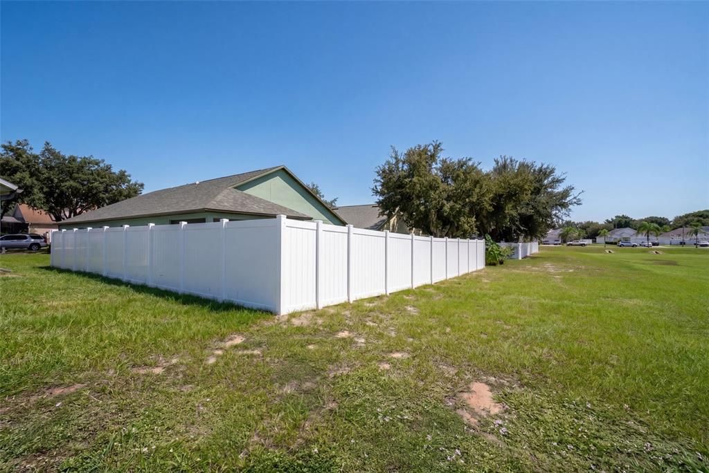 En Venta: $344,900 (3 camas, 2 baños, 1902 Pies cuadrados)