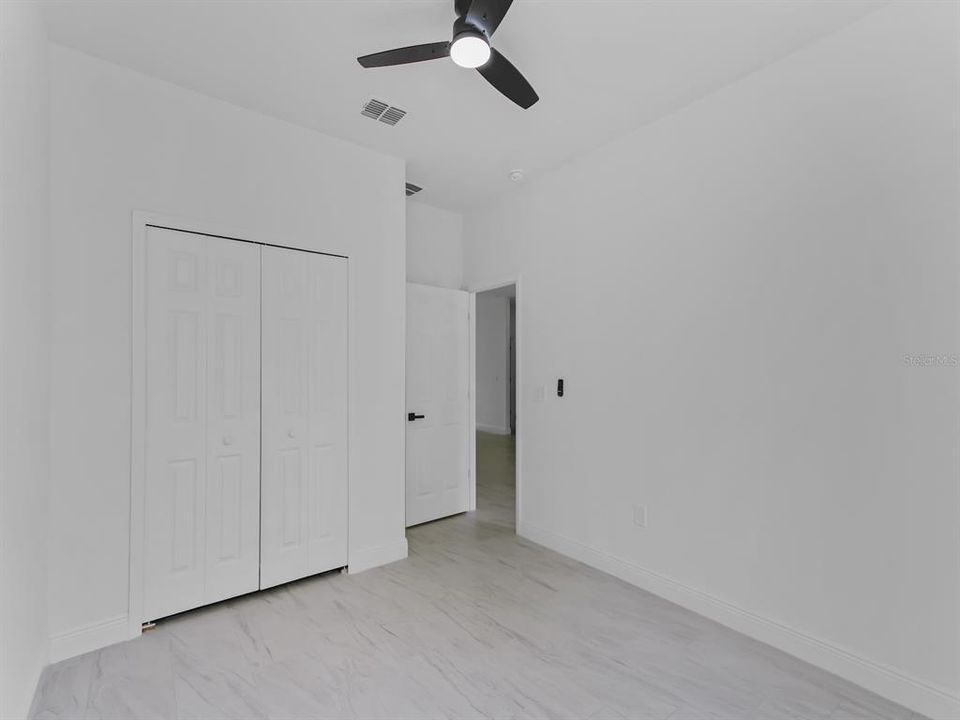 В аренду: $2,500 (3 спален, 2 ванн, 1303 Квадратных фут)