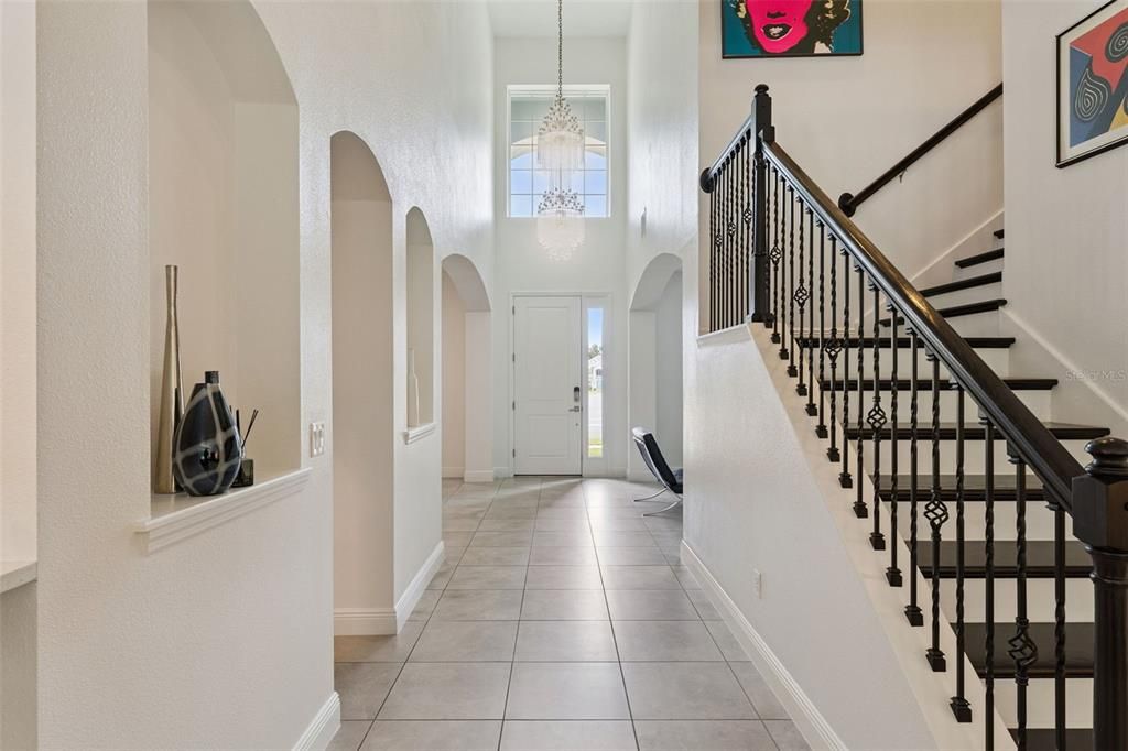 En Venta: $925,000 (7 camas, 4 baños, 4704 Pies cuadrados)