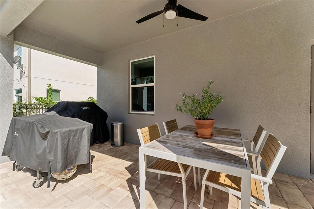 En Venta: $925,000 (7 camas, 4 baños, 4704 Pies cuadrados)