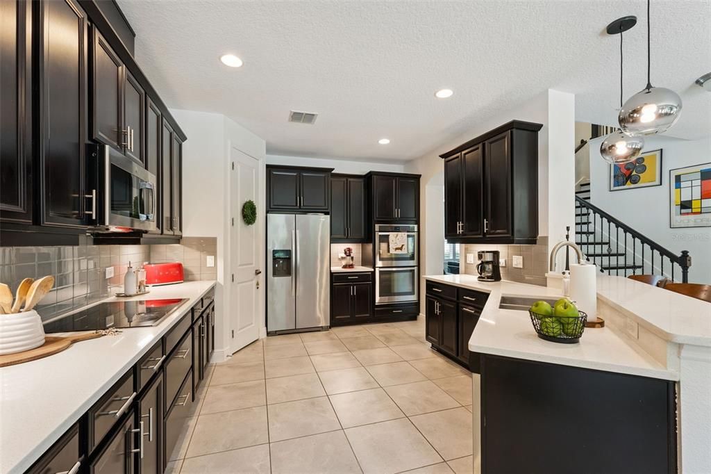 En Venta: $925,000 (7 camas, 4 baños, 4704 Pies cuadrados)