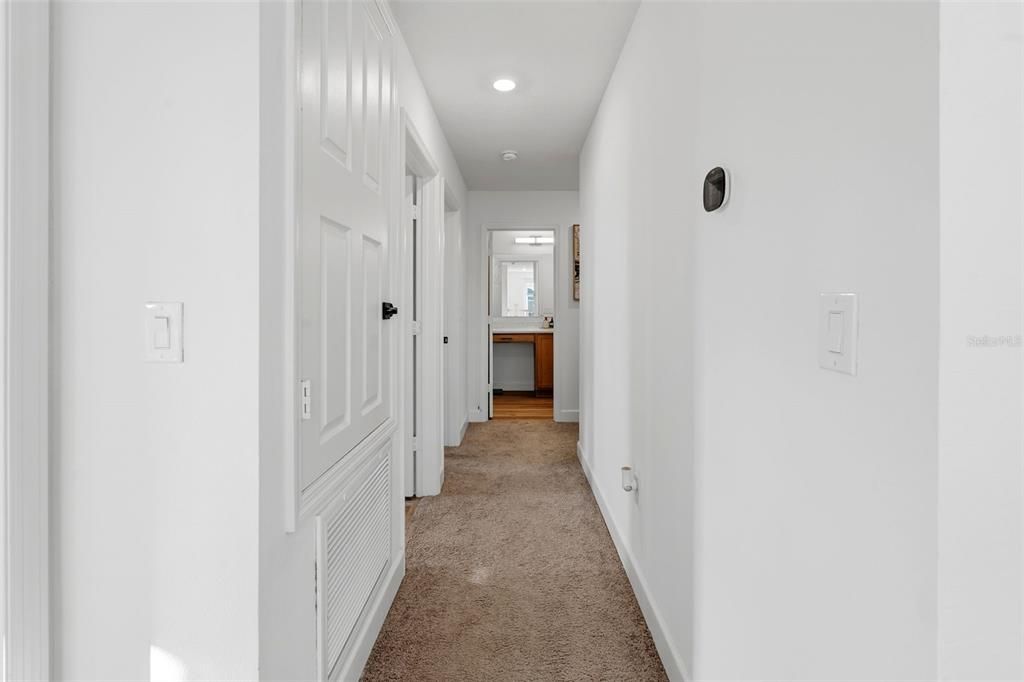 En Venta: $589,900 (5 camas, 2 baños, 2387 Pies cuadrados)