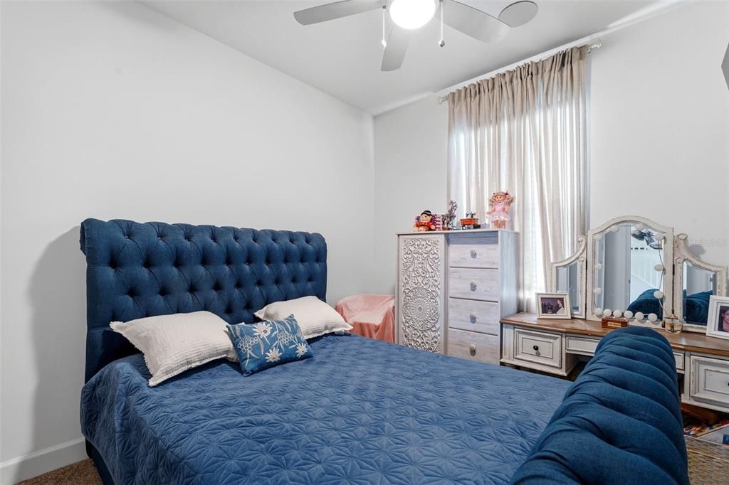En Venta: $589,900 (5 camas, 2 baños, 2387 Pies cuadrados)