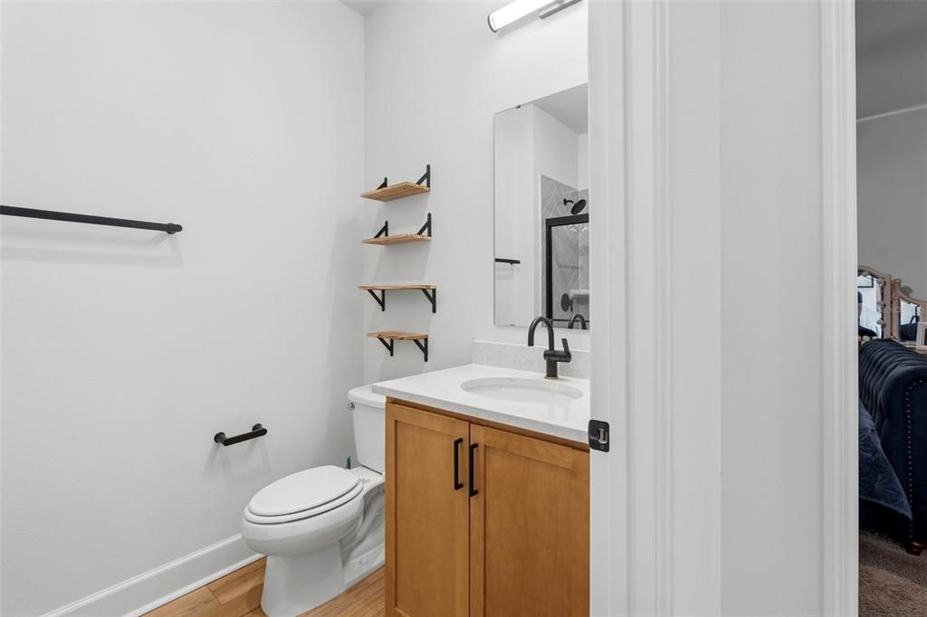 En Venta: $589,900 (5 camas, 2 baños, 2387 Pies cuadrados)