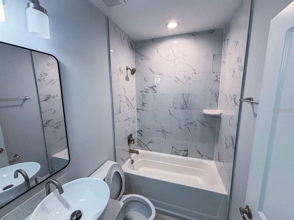 На продажу: $439,997 (6 спален, 0 ванн, 2324 Квадратных фут)