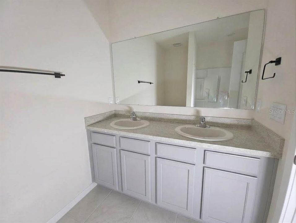 На продажу: $268,000 (3 спален, 2 ванн, 1625 Квадратных фут)