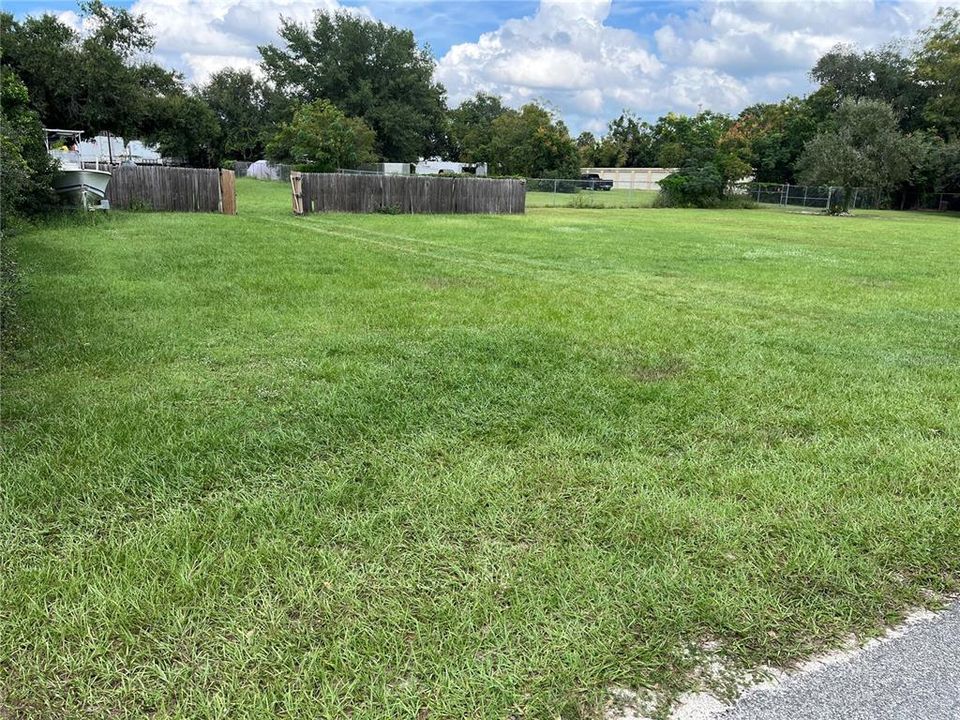 En Venta: $199,000 (0.56 acres)