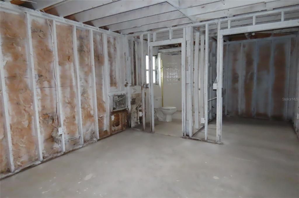 На продажу: $309,900 (3 спален, 3 ванн, 1560 Квадратных фут)