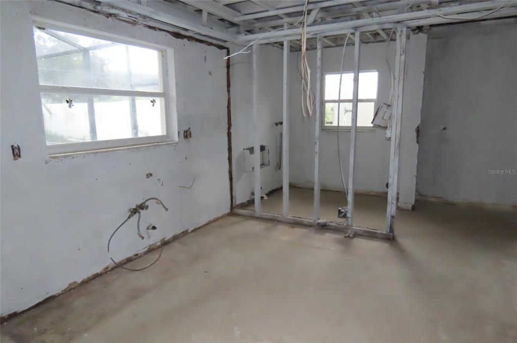 На продажу: $309,900 (3 спален, 3 ванн, 1560 Квадратных фут)