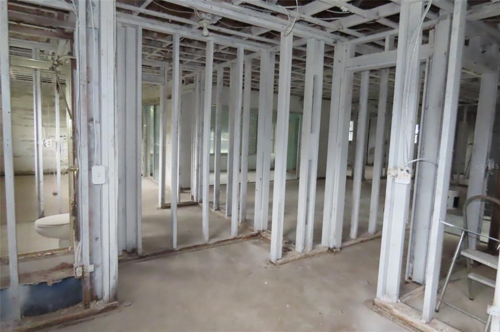 На продажу: $309,900 (3 спален, 3 ванн, 1560 Квадратных фут)