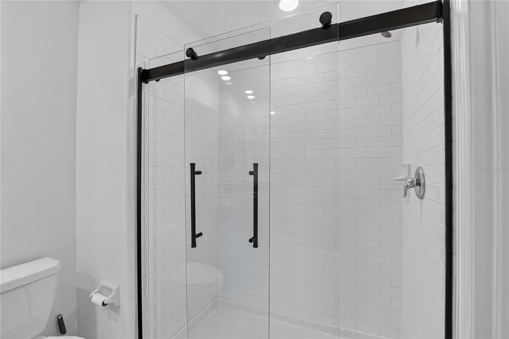 На продажу: $335,000 (3 спален, 2 ванн, 1540 Квадратных фут)