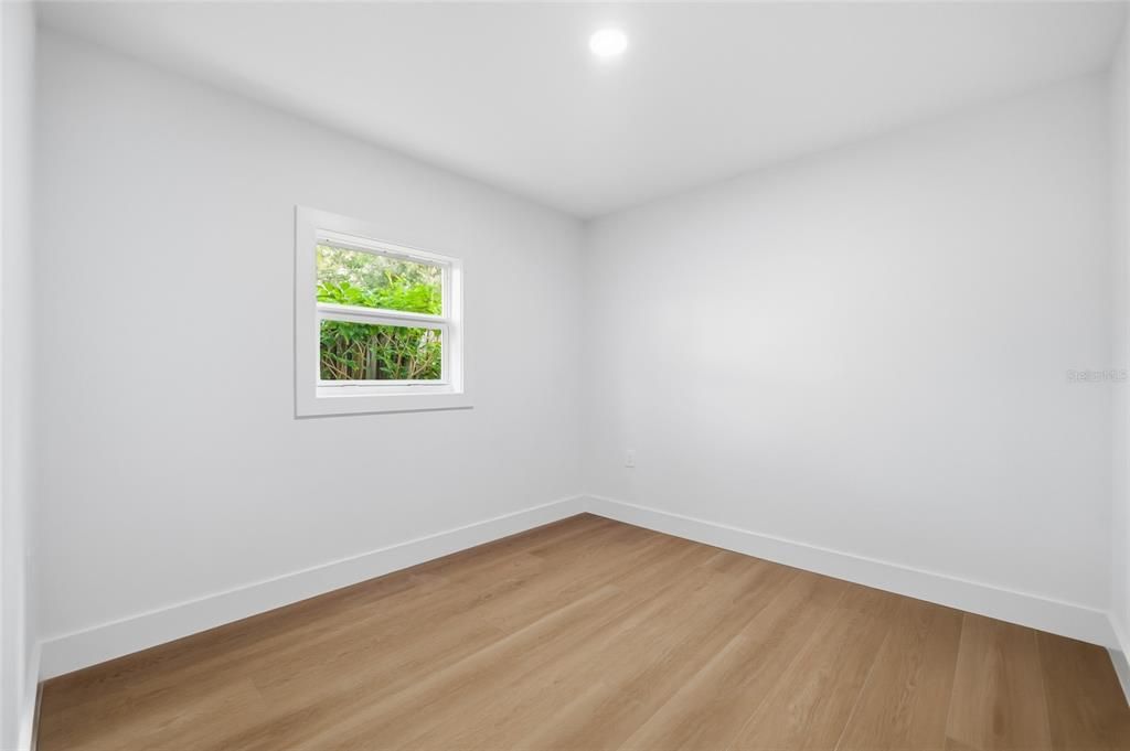 For Sale: $316,000 (3 beds, 2 baths, 1110 Square Feet)
