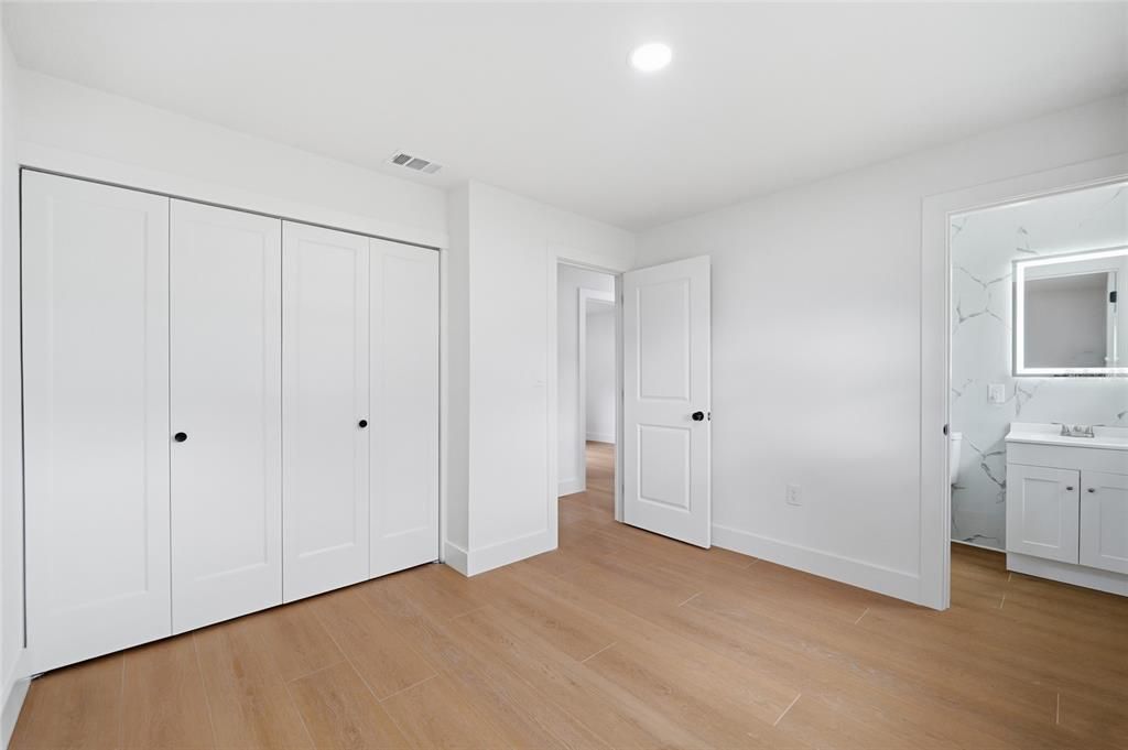 For Sale: $316,000 (3 beds, 2 baths, 1110 Square Feet)