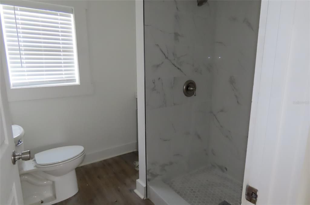 For Sale: $314,900 (3 beds, 2 baths, 1592 Square Feet)
