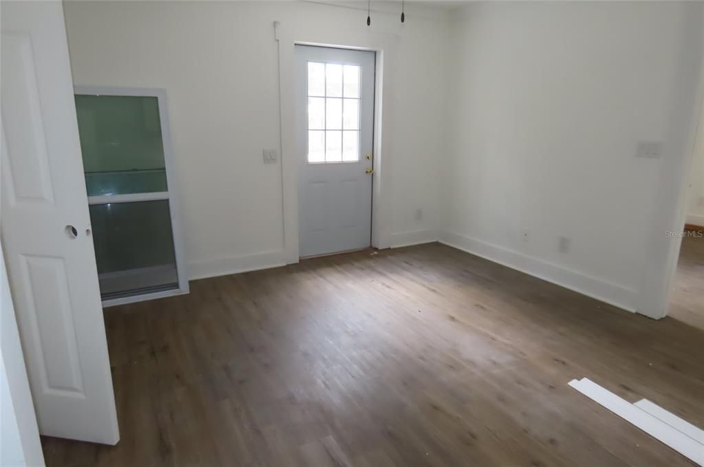 For Sale: $314,900 (3 beds, 2 baths, 1592 Square Feet)