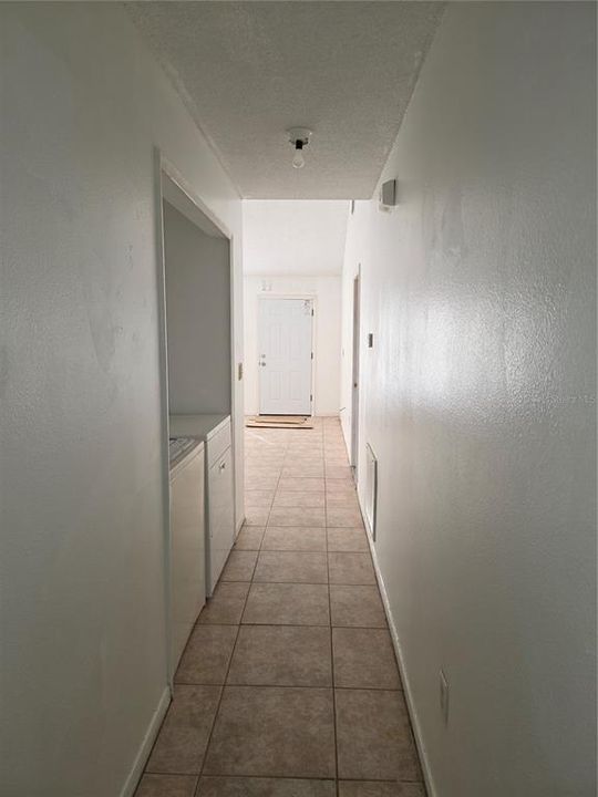 В аренду: $1,995 (3 спален, 2 ванн, 1070 Квадратных фут)