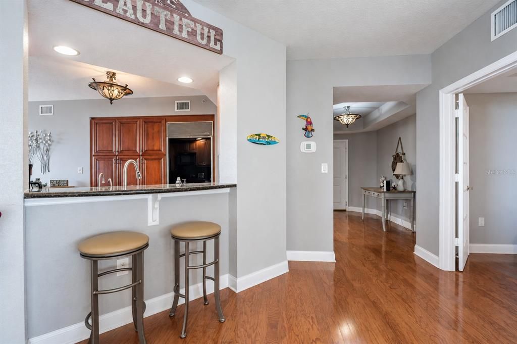 En Venta: $2,399,000 (3 camas, 2 baños, 2015 Pies cuadrados)