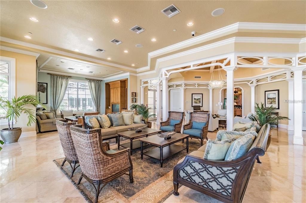 En Venta: $2,399,000 (3 camas, 2 baños, 2015 Pies cuadrados)
